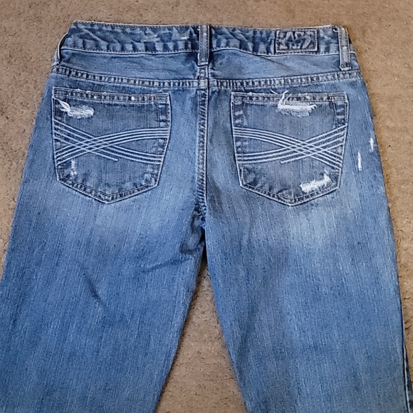 Jesns - Picture 3 of 4